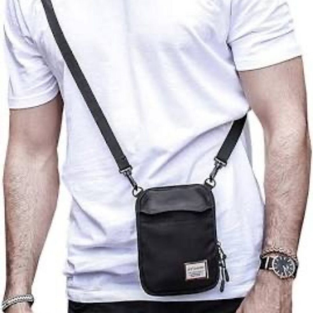 ASOS Size Small (S) Classic Black Nylon Crossbody Messenger Bag - Compact Urban